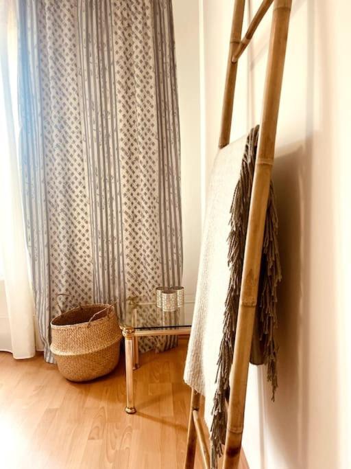 Gemuetliche Mit Balkon In