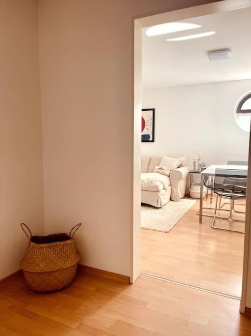 Apartment Gemuetliche Mit Balkon In