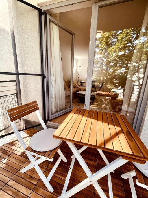 Gemuetliche Mit Balkon In Apartment